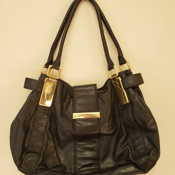 Banana Republic Handbags - Banana Republic  Leather bag